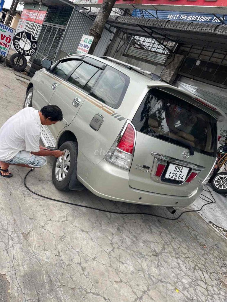 Toyota Innova 2007 - ảnh 2