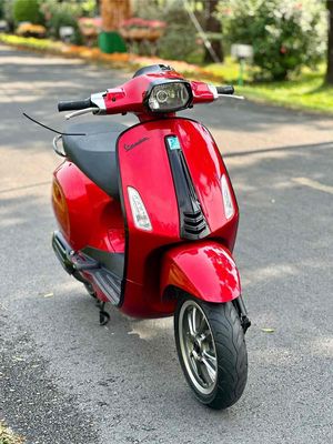 Piaggio Vespa 2017 - ảnh 1
