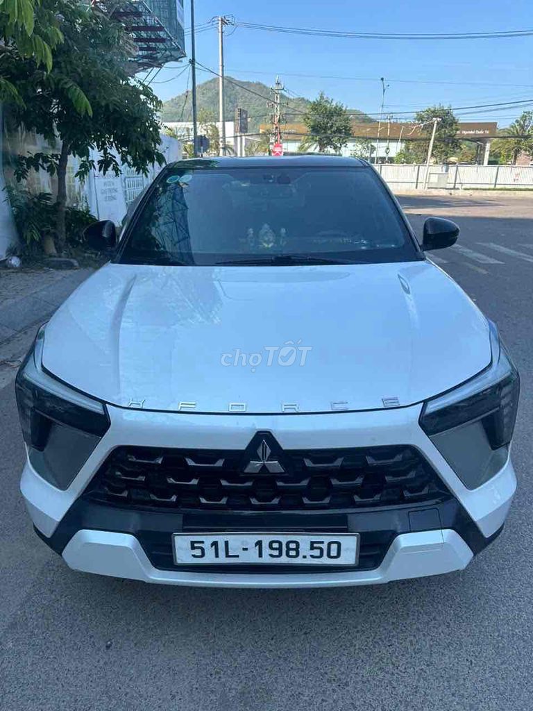 Mitsubishi Xforce Premium 2024 - ảnh 1