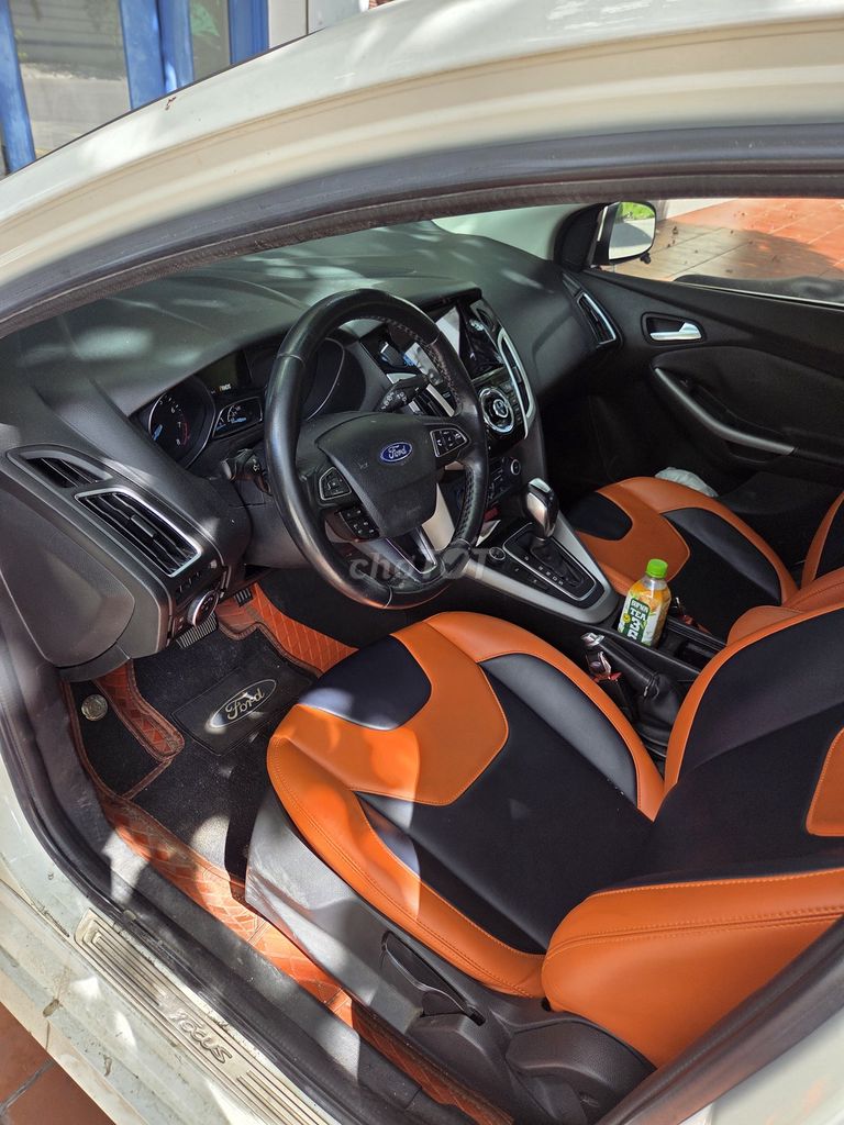 Ford Focus 2019 - ảnh 2