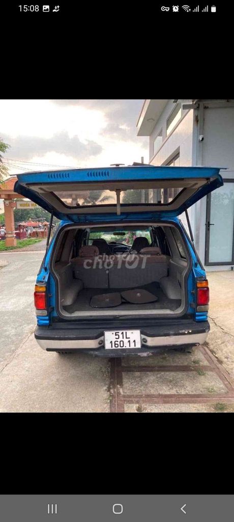 Ford Explorer 1996 - ảnh 2