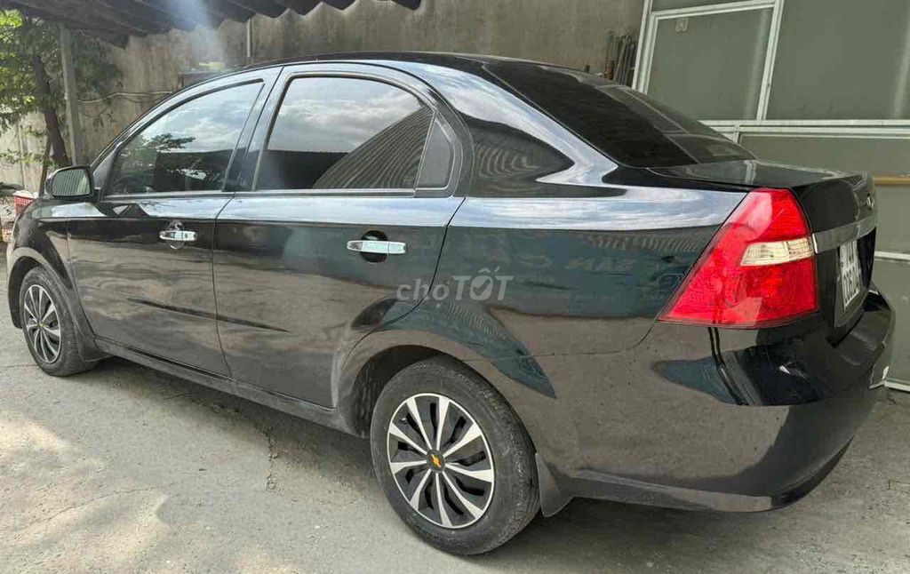Chevrolet 2011 - ảnh 3