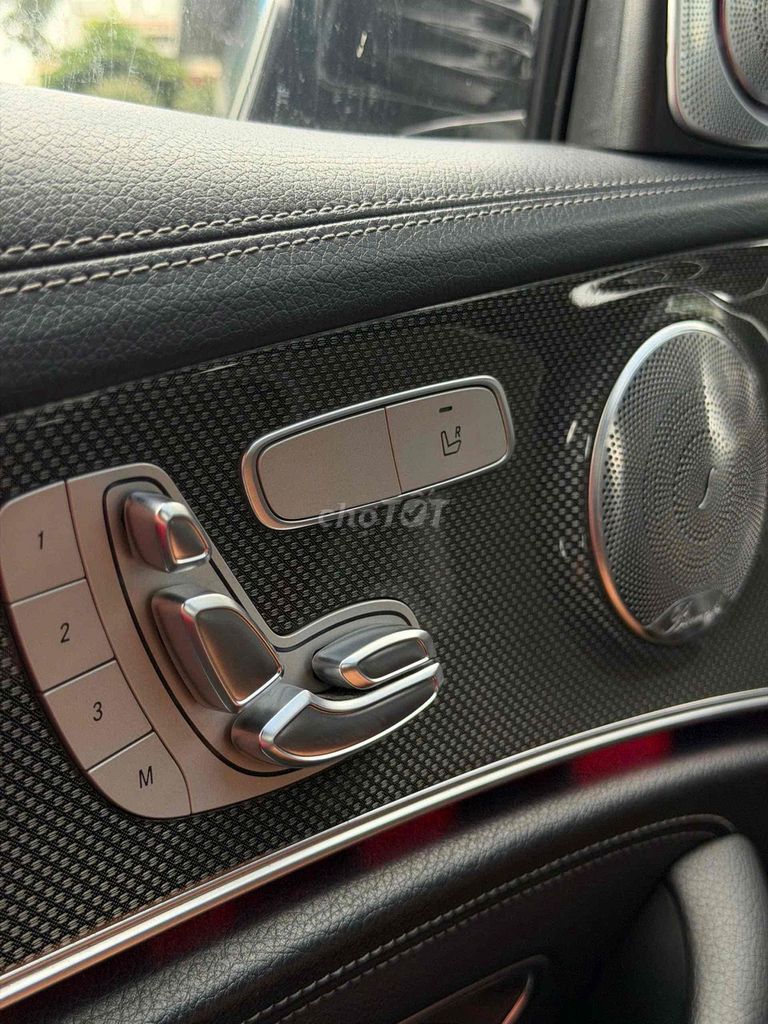 Mercedes-Benz 2016 - ảnh 2