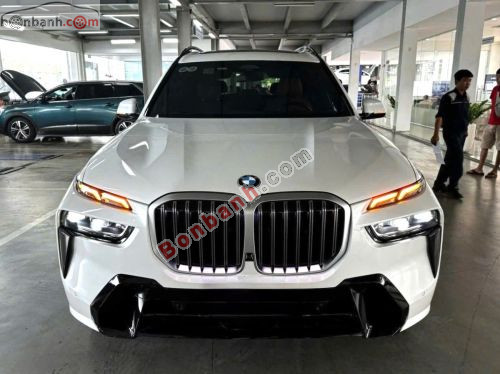 BMW X7 xDrive40i M Sport 2025 - ảnh 1