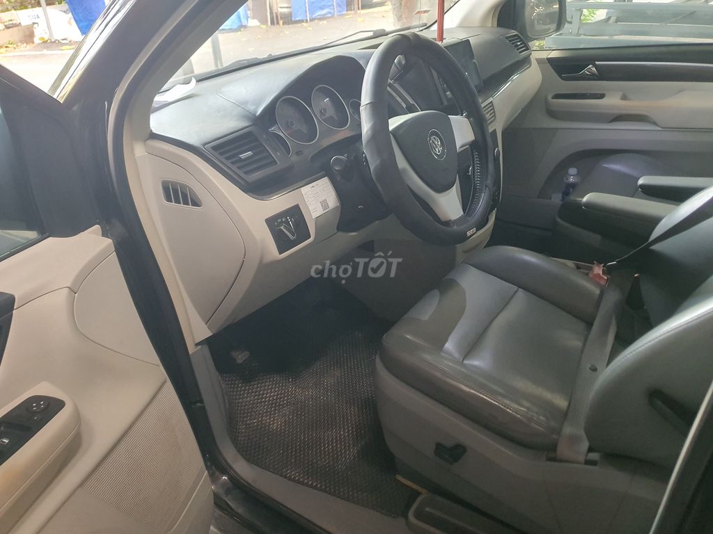 Volkswagen 2010 - ảnh 1