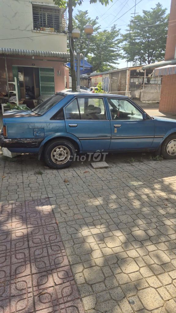 Toyota 1988 - ảnh 1