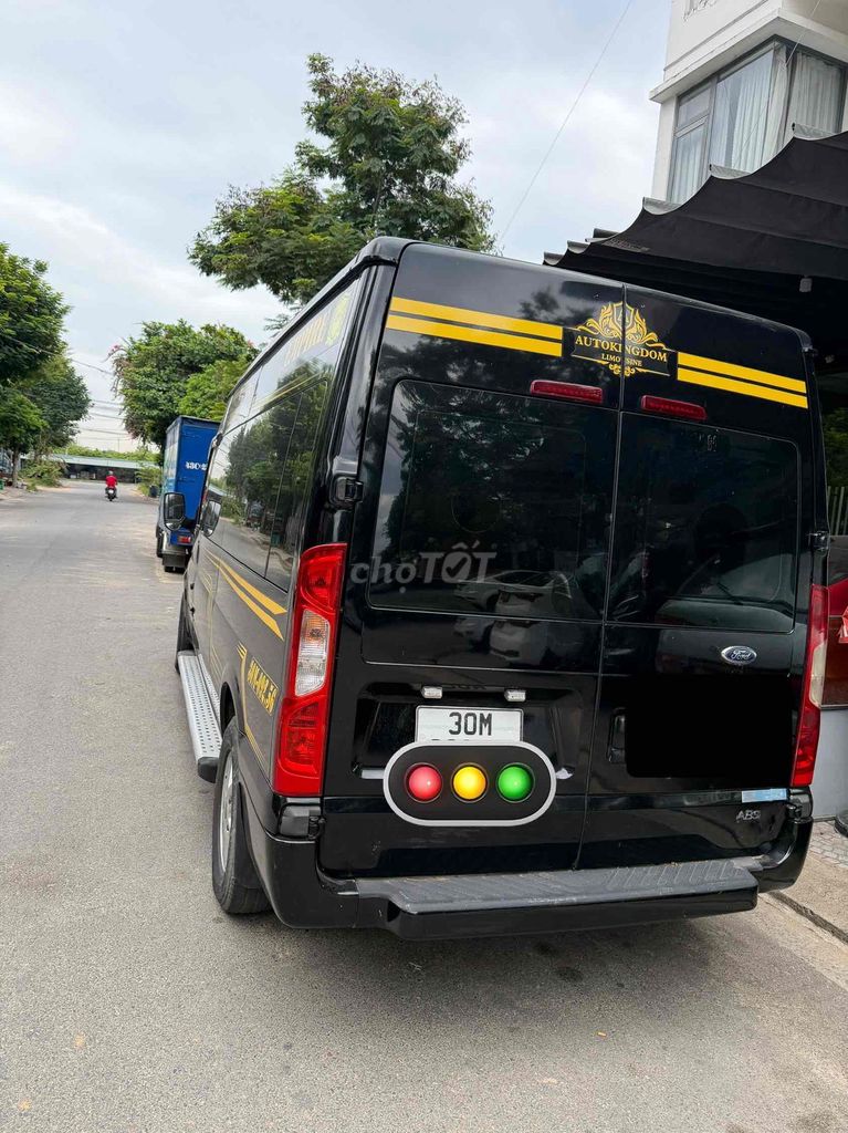 Ford Transit Limousine 2019 - ảnh 3
