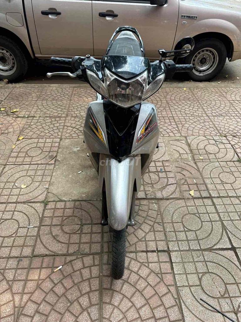 Yamaha Sirius 2010 - ảnh 1