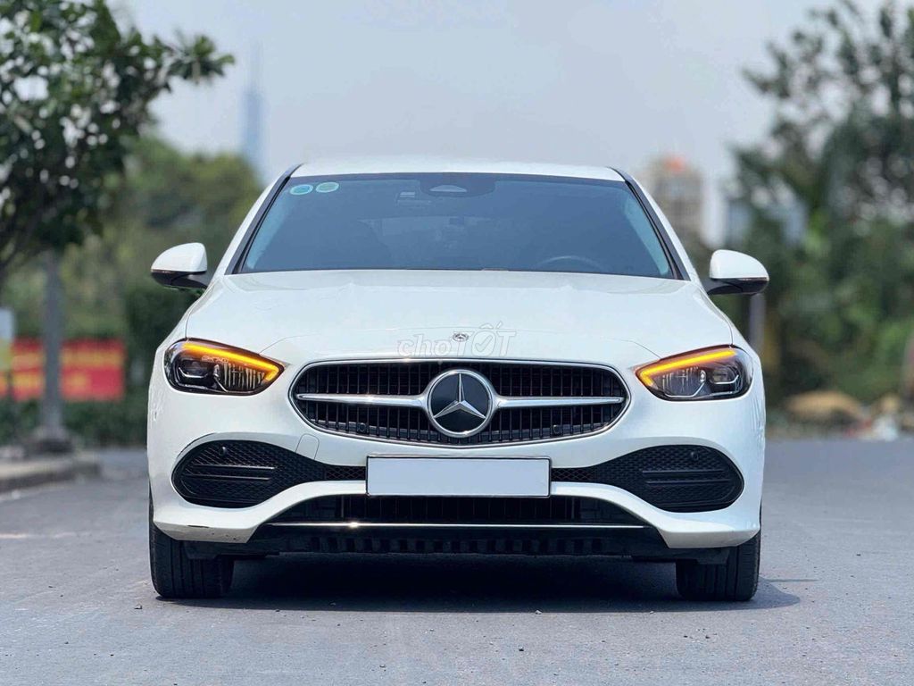 Mercedes-Benz 2023 - ảnh 1