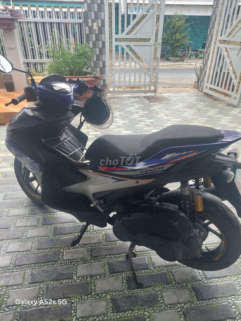 Yamaha NVX 2017 - ảnh 1