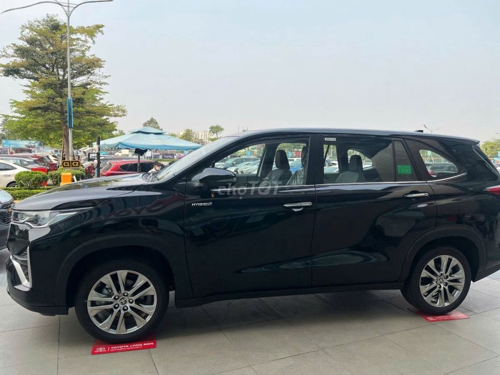 Toyota Innova Cross 2.0G CVT 2026 - ảnh 3
