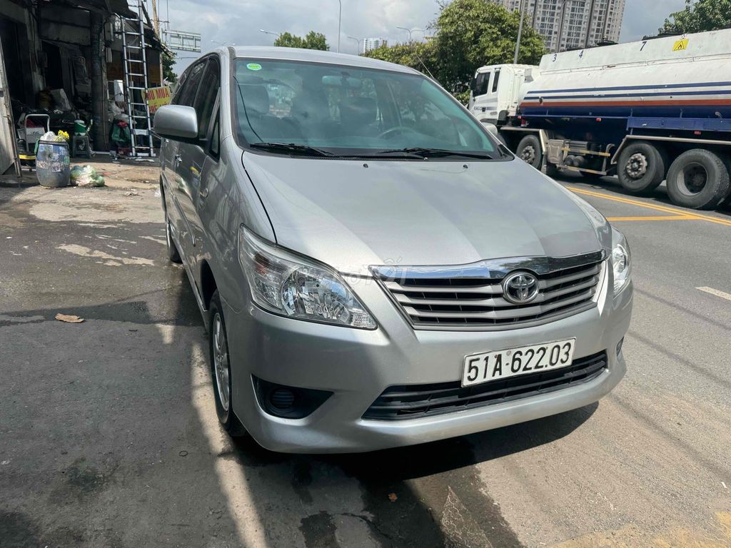 Toyota Innova 2013 - ảnh 3