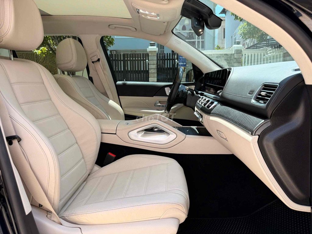 Mercedes-Benz 2022 - ảnh 4