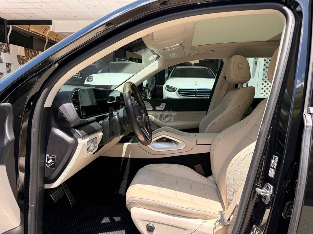 Mercedes-Benz 2022 - ảnh 5