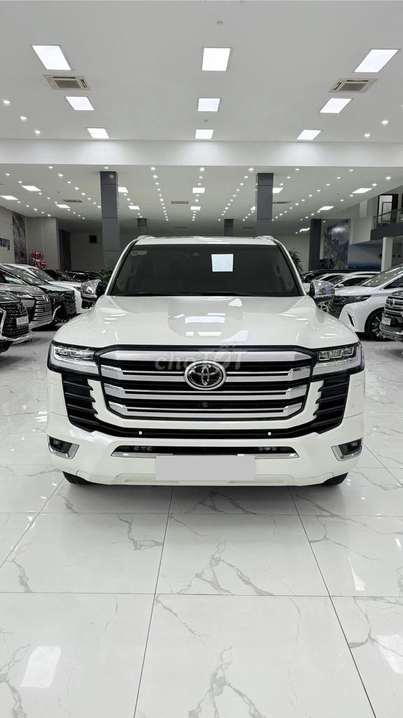 Toyota 2021 - ảnh 1