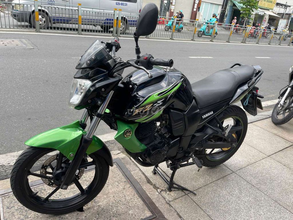 Yamaha FZ 2013 - ảnh 2