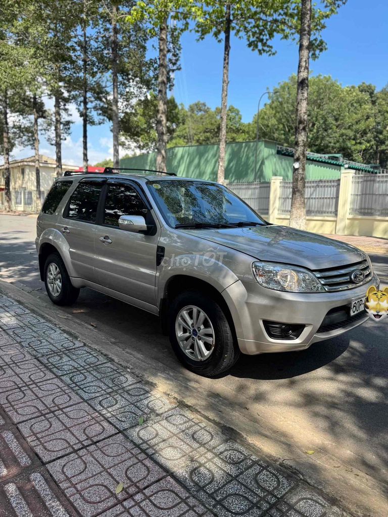 Ford Escape 2010 - ảnh 1