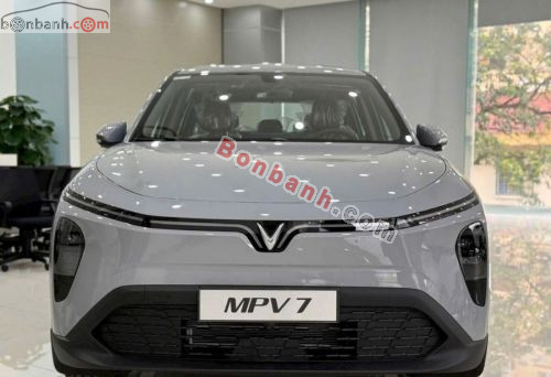 VinFast VF MPV 7 AT 2026 - ảnh 1