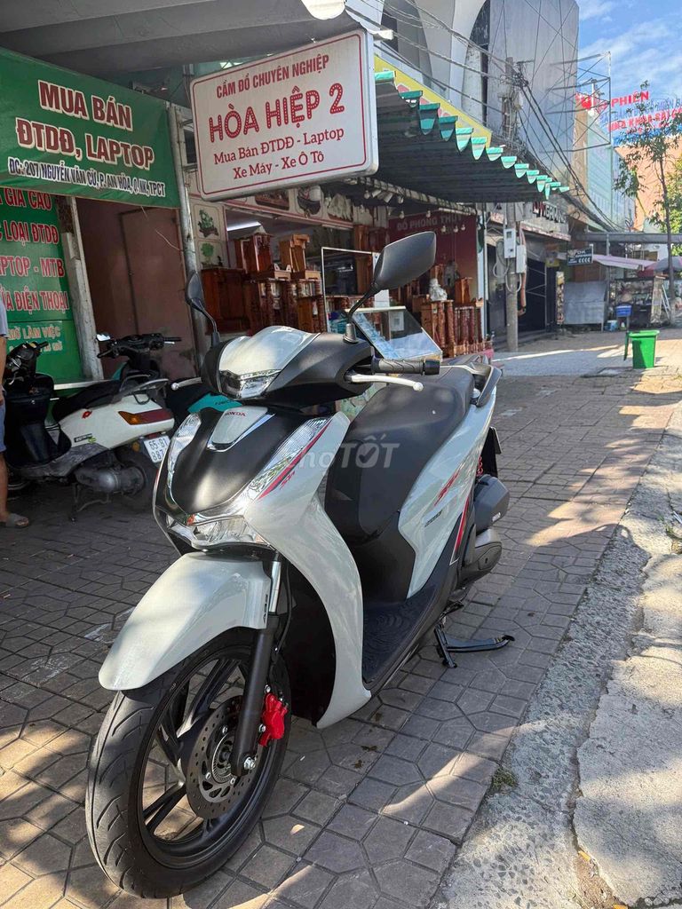 Honda SH 2024 - ảnh 1