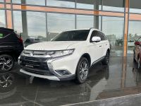 Mitsubishi Outlander 2.0 CVT 2018 - ảnh 1