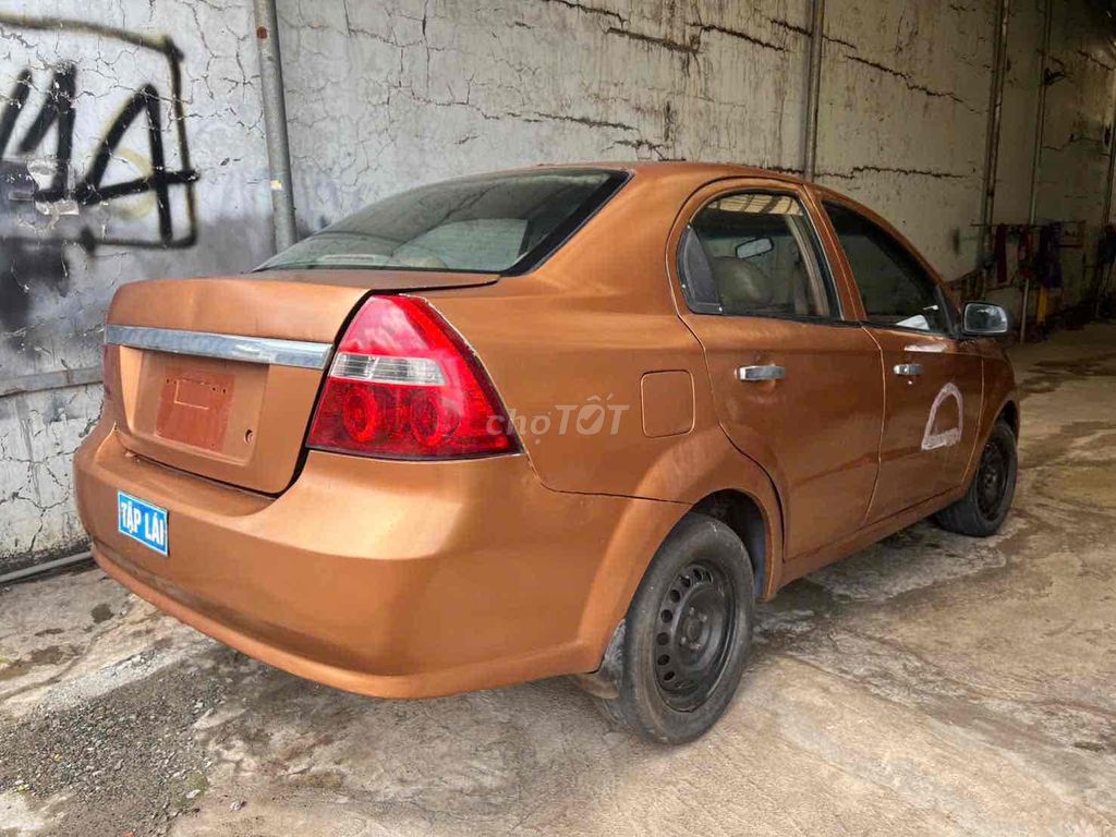 Daewoo Gentra 2009 - ảnh 2