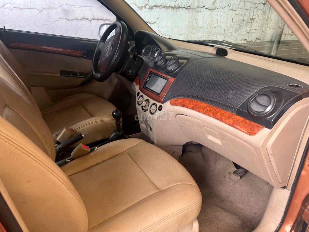Daewoo Gentra 2009 - ảnh 4