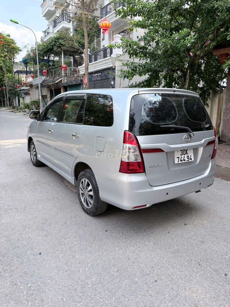 Toyota Innova 2015 - ảnh 2