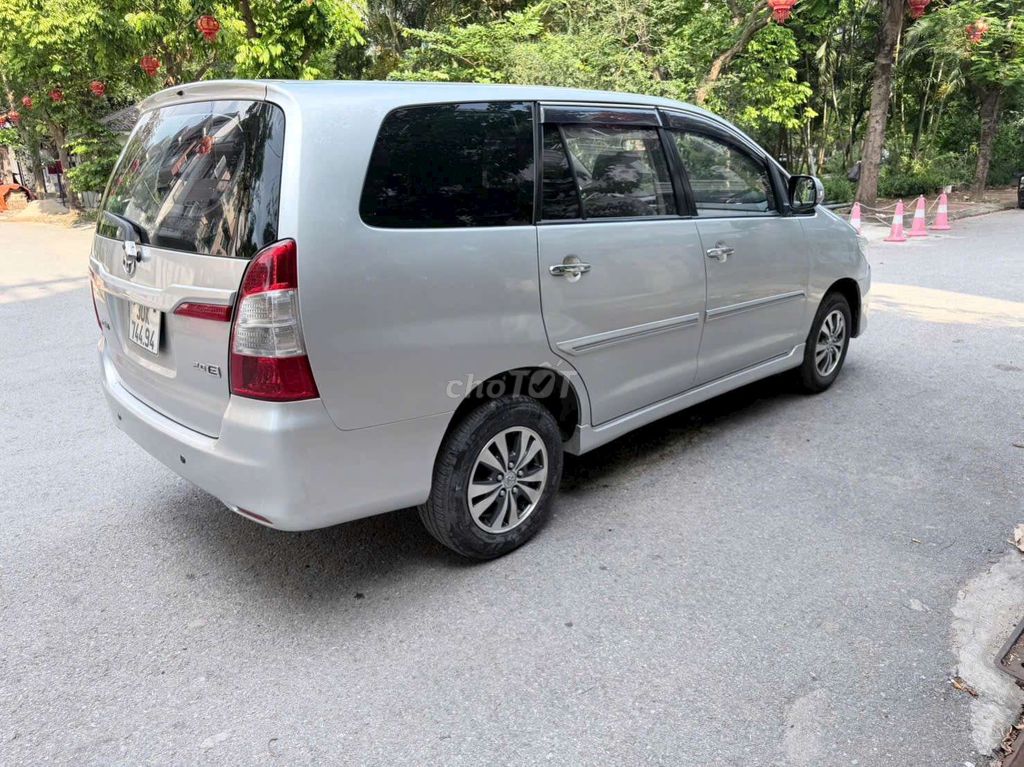 Toyota Innova 2015 - ảnh 3