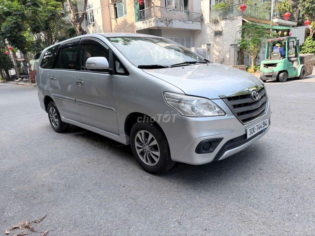 Toyota Innova 2015 - ảnh 5