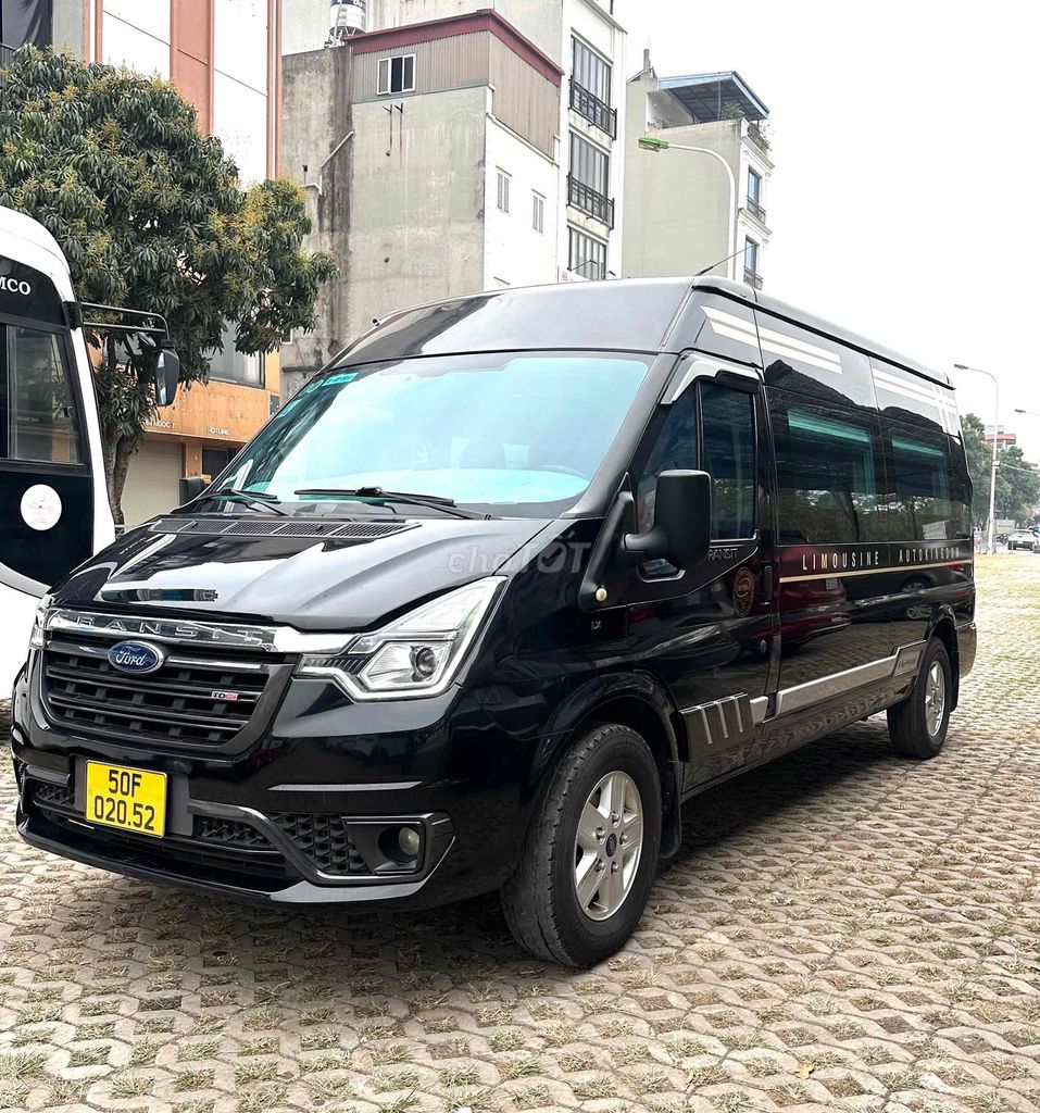 Ford Transit Limousine 2022 - ảnh 2