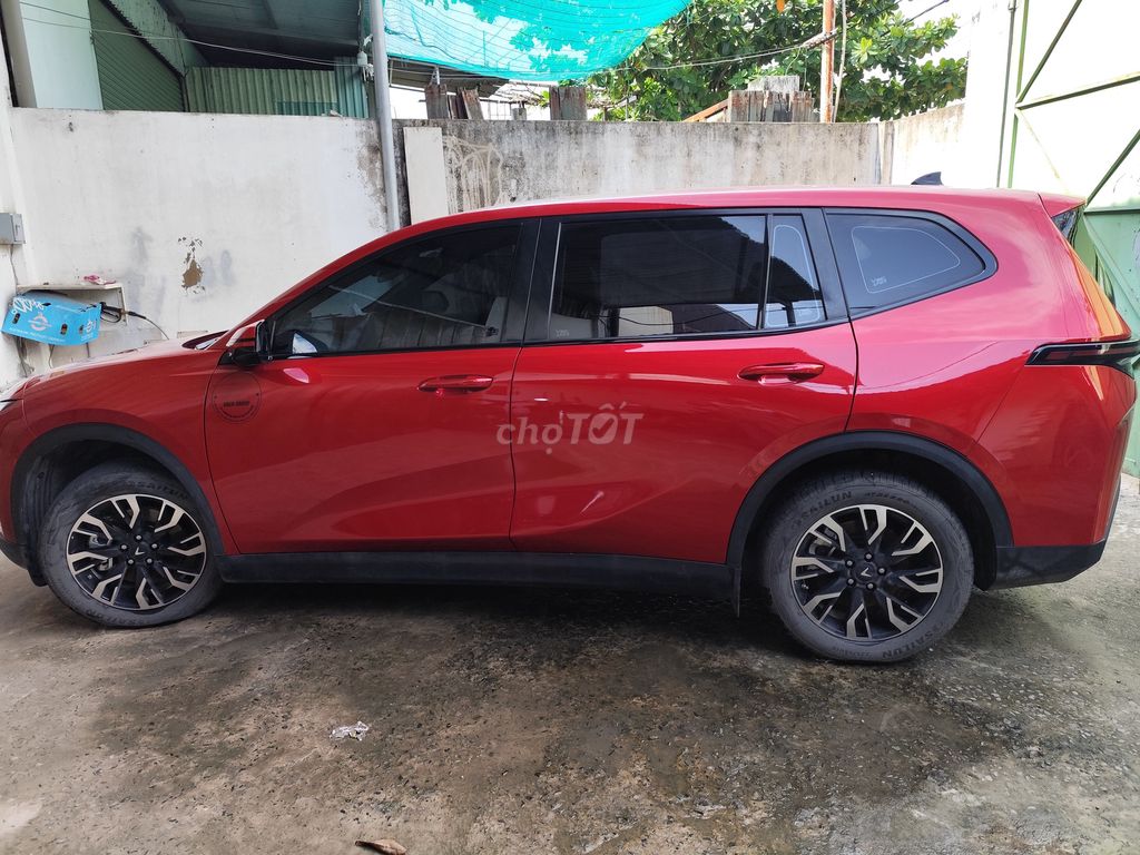 VinFast Limo Green - ảnh 1