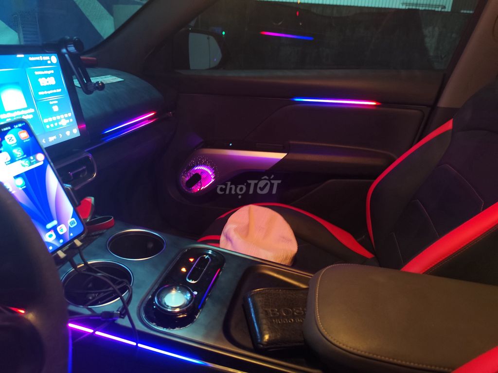 VinFast Limo Green - ảnh 3