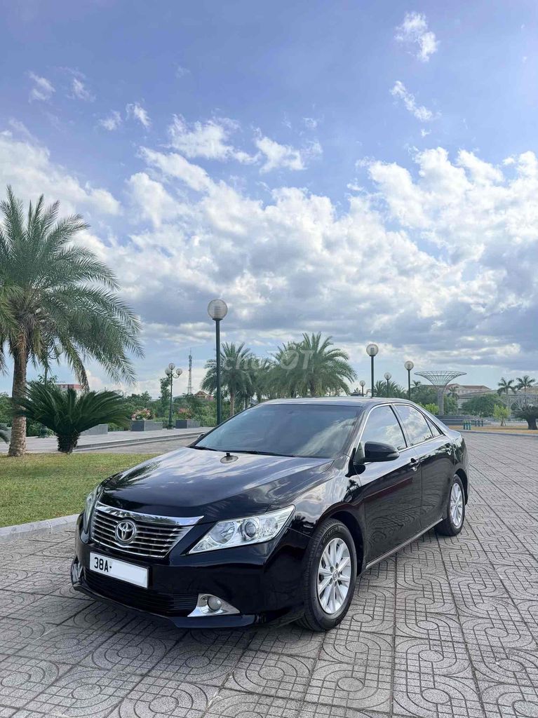Toyota Camry 2.0E 2012 - ảnh 1