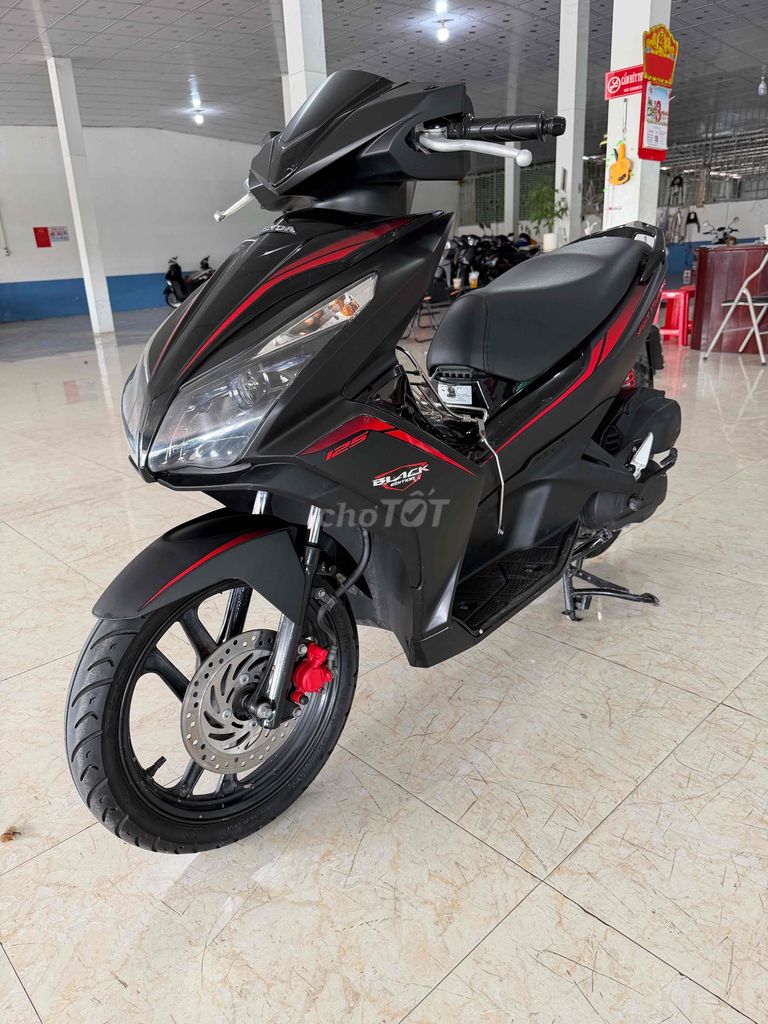 Honda Air Blade 2015 - ảnh 2