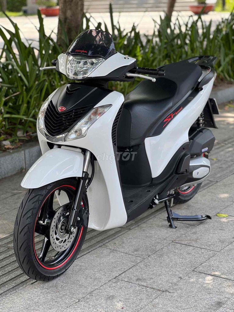Honda SH 2022 - ảnh 1