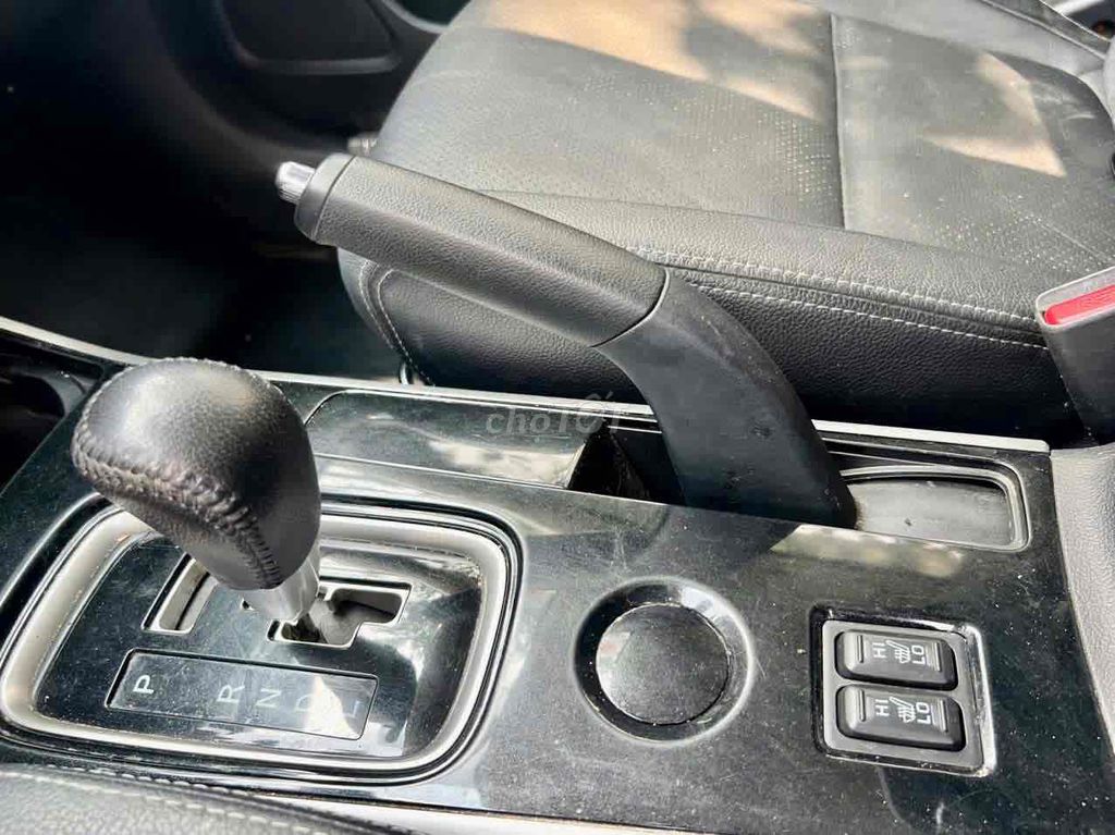 Mitsubishi Outlander 2019 - ảnh 5
