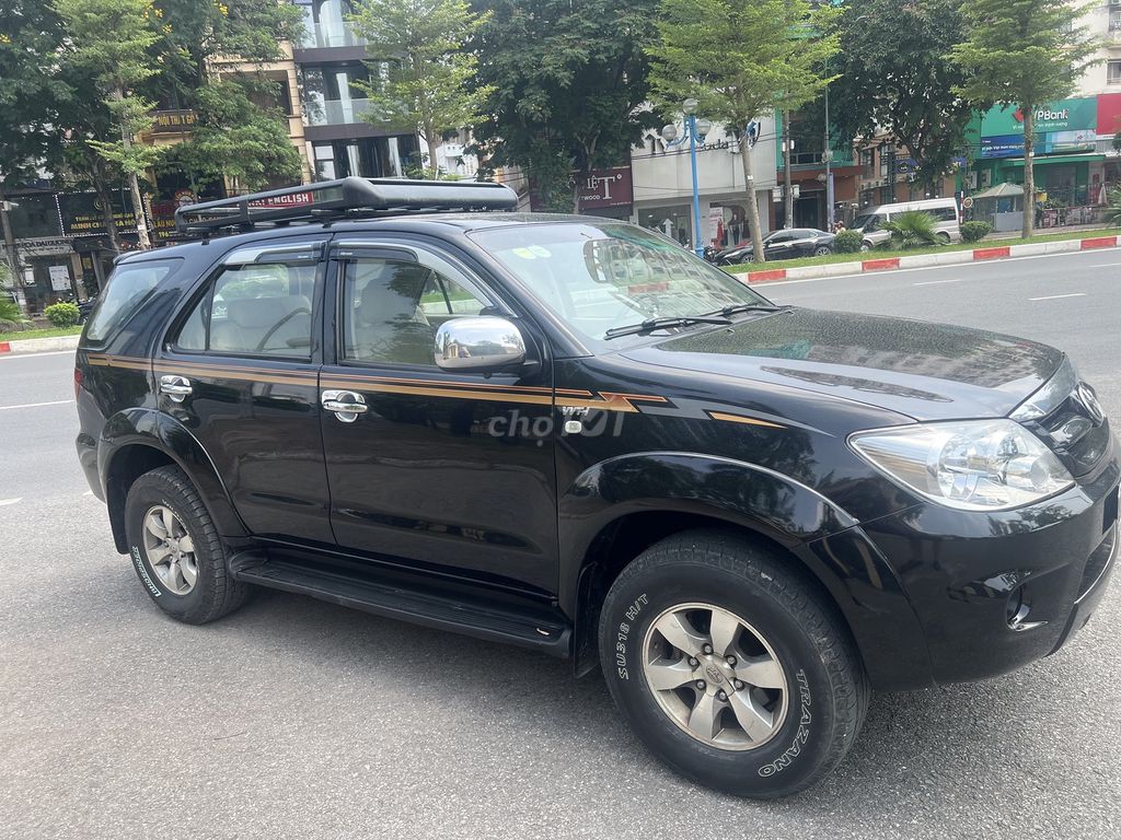 Toyota Fortuner 2008 - ảnh 3