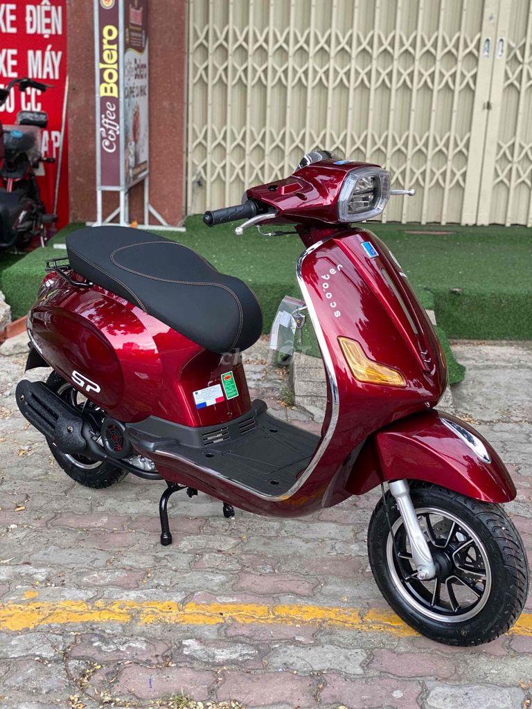 Vespa 2025 - ảnh 1