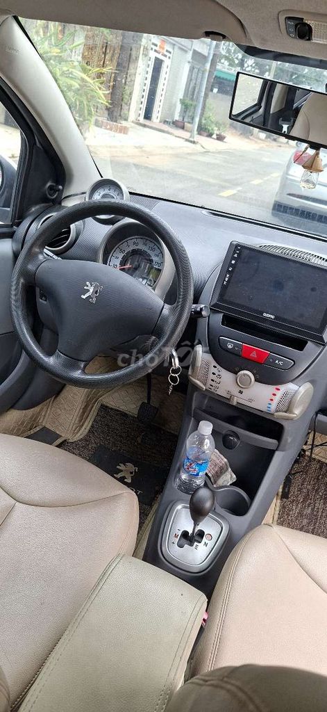 Peugeot 2010 - ảnh 4