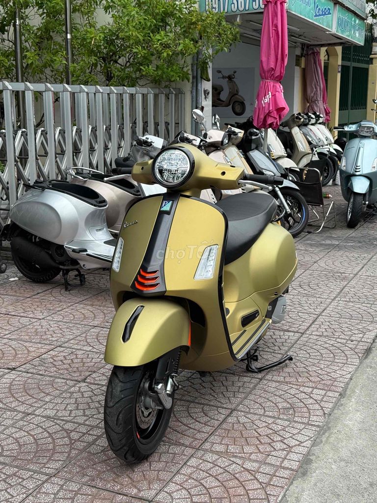 Piaggio Vespa 2024 - ảnh 1