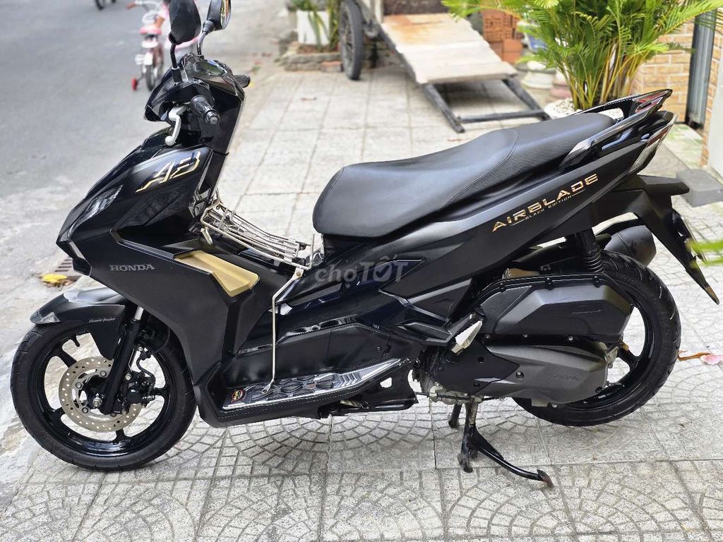 Honda Air Blade - ảnh 3
