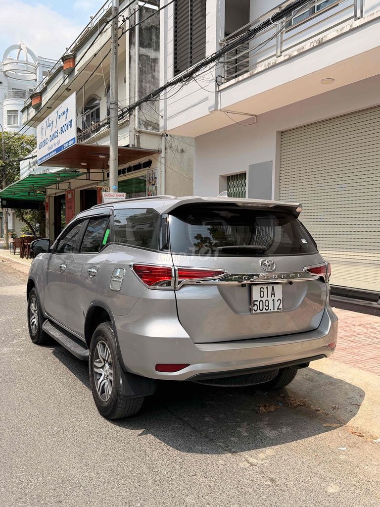 Toyota Fortuner 2018 - ảnh 4