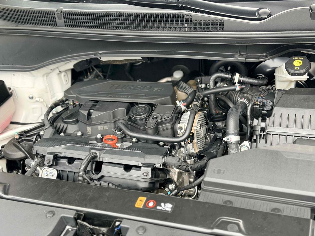 Hyundai Custin 2025 - ảnh 4