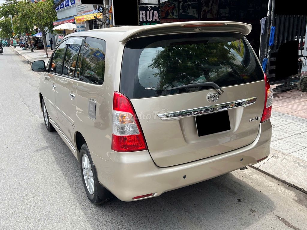 Toyota Innova 2014 - ảnh 4
