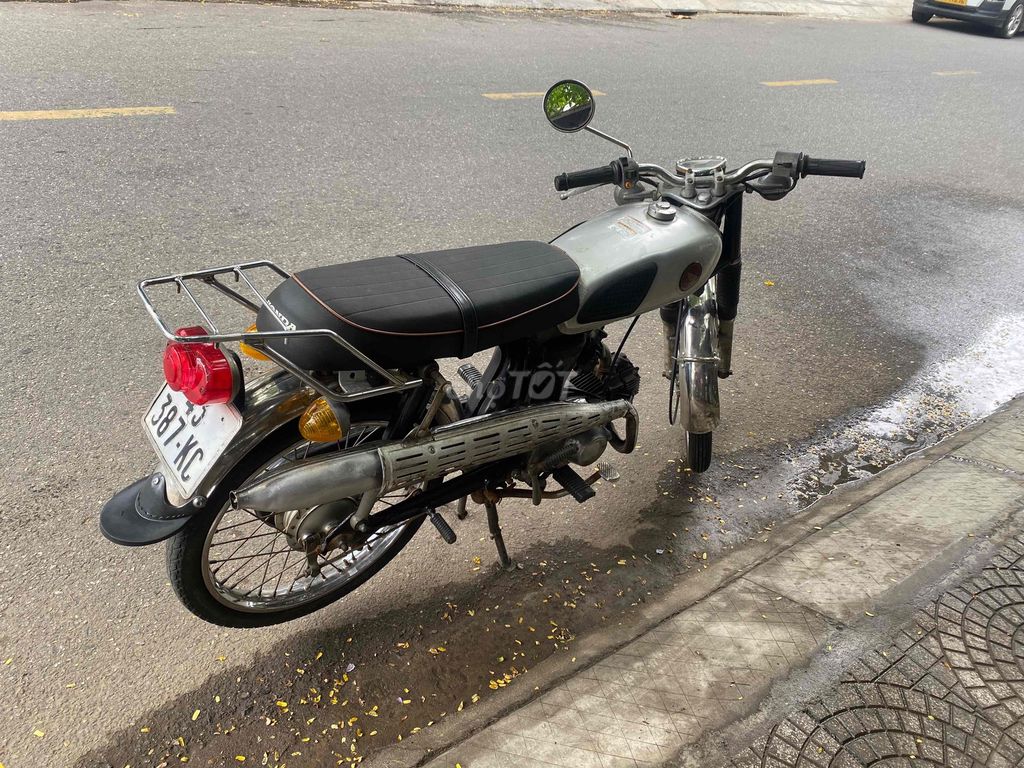 Honda 1980 - ảnh 1