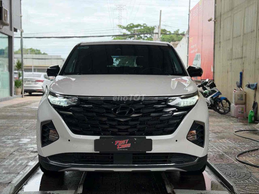 Hyundai Custin 2024 - ảnh 1
