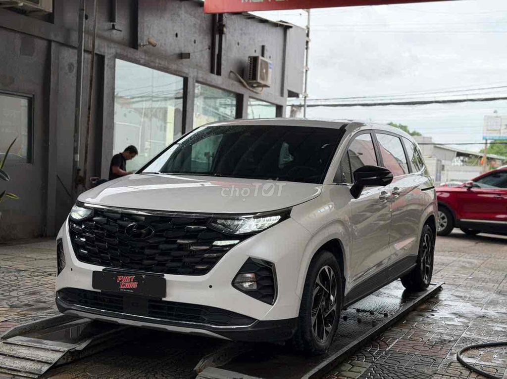 Hyundai Custin 2024 - ảnh 2