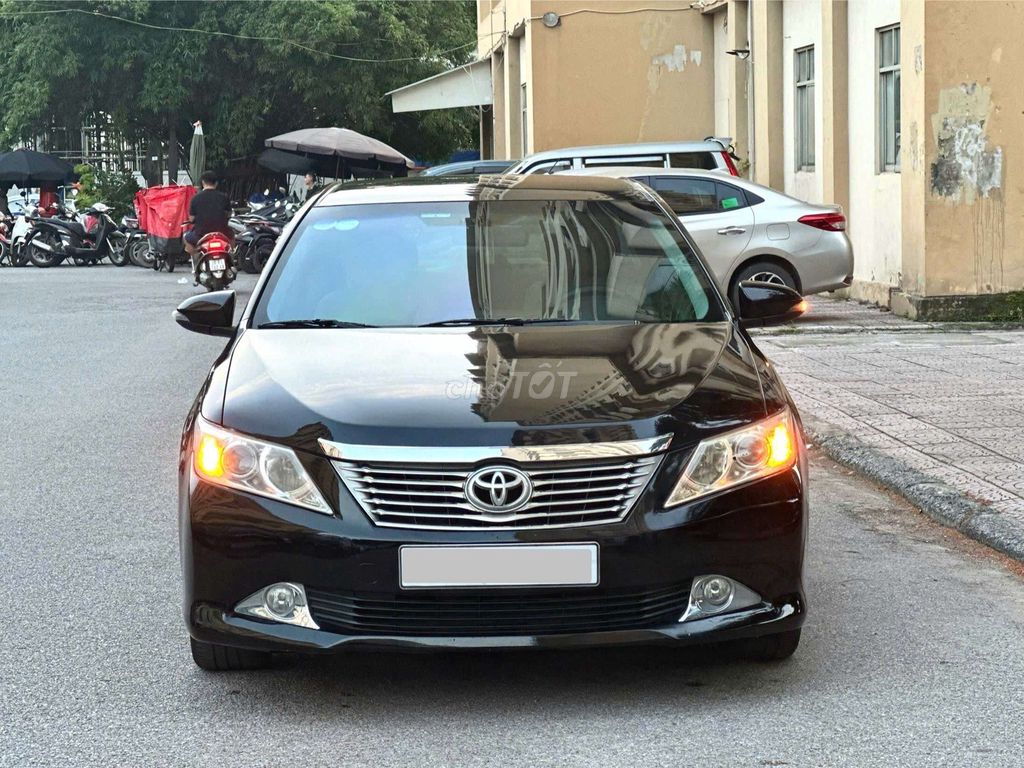 Toyota Camry 2014 - ảnh 1