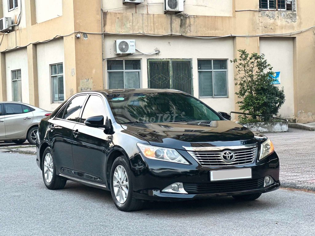 Toyota Camry 2014 - ảnh 2