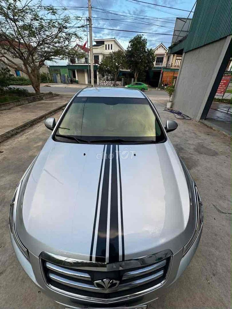 Daewoo Lacetti 2010 - ảnh 1